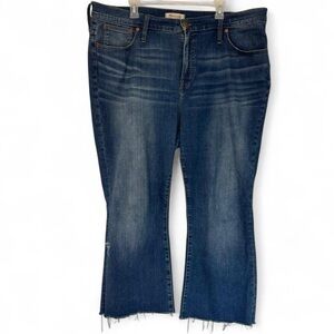 Madewell 35 Women's Cali Demi-Boot Cut Jeans Classic Blue Distressed Frayed Hem